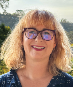 https://www.une.edu.au/__data/assets/image/0006/630483/2026_PAM_ProfilesKirsti-sml.png