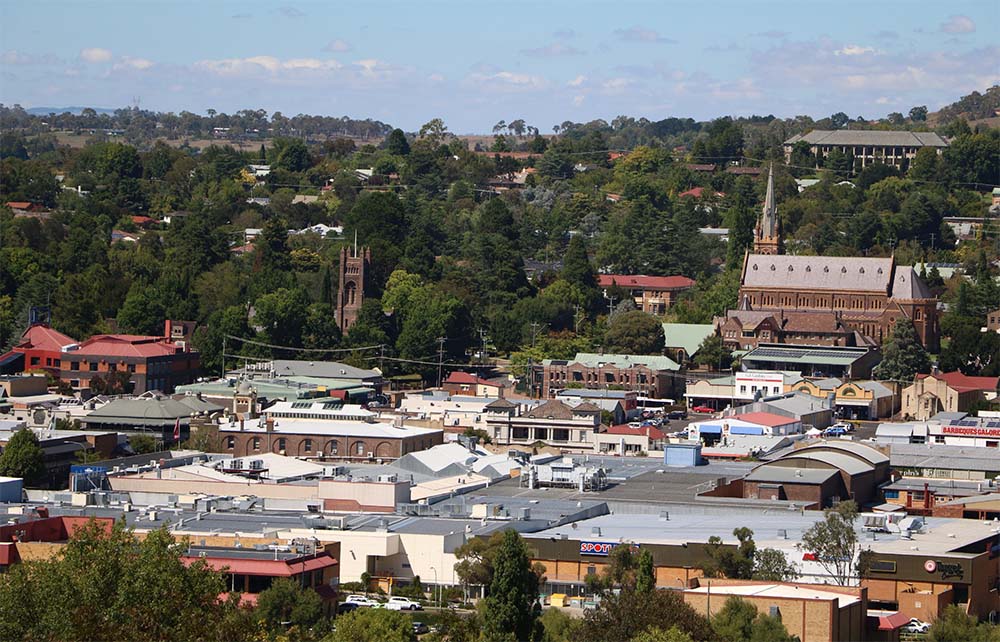 Image of the city centre in Armidale, NSW