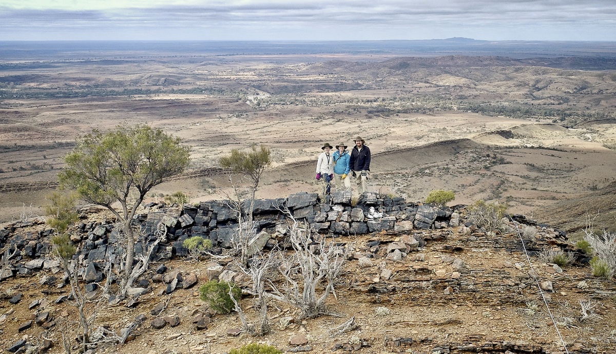 UNE geosciences team in Flinders Ranges