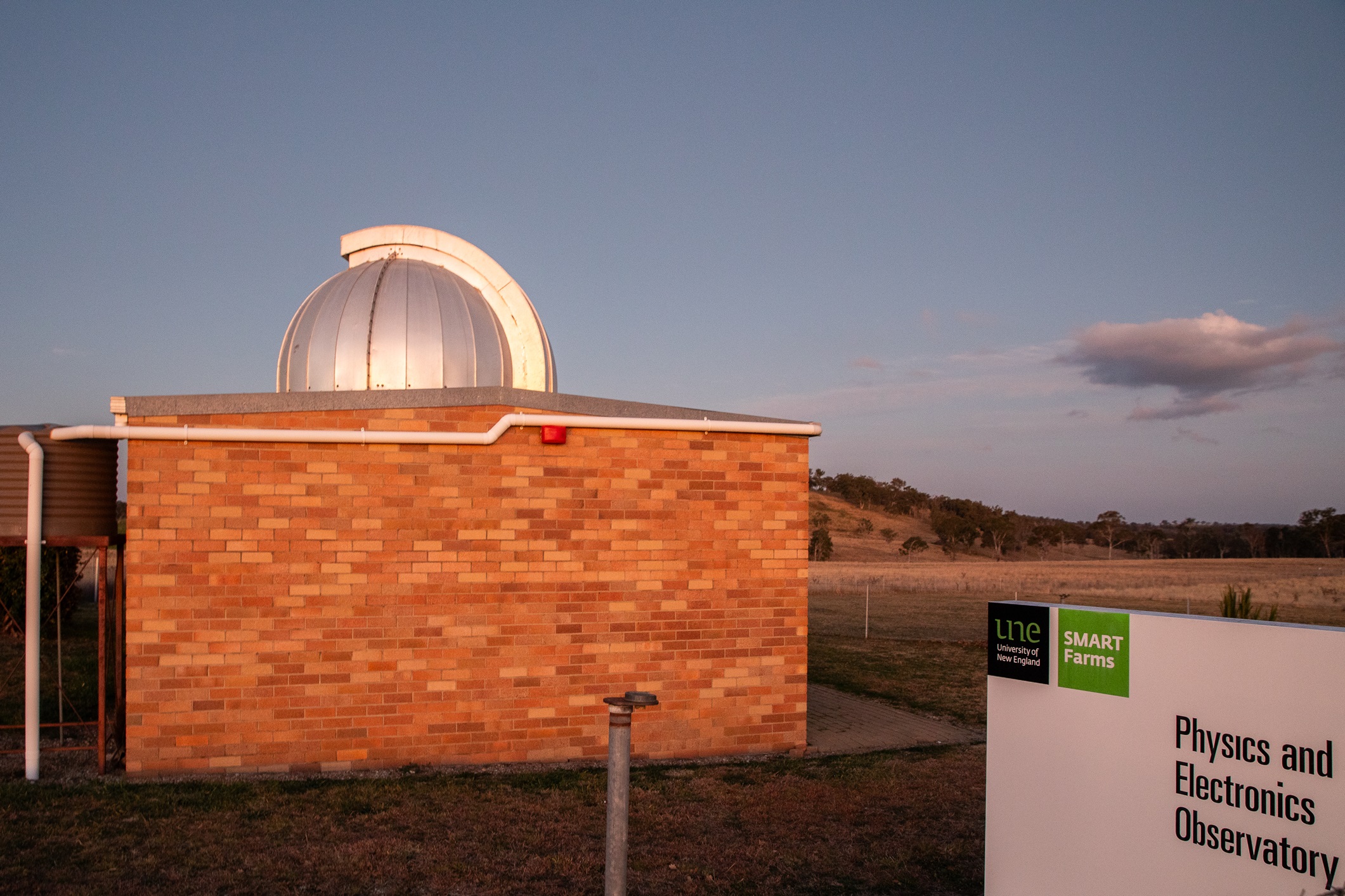 UNE Observatory Building