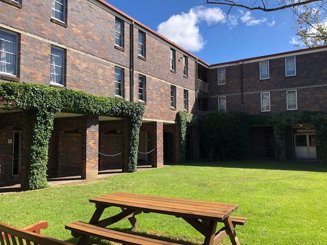 https://www.une.edu.au/campus-life/une-accommodation/colleges/duval/duval-pics/social/ivy.jpg