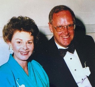 https://www.une.edu.au/scholarships/2025/carole-and-stan-droder-scholarship/CSD.jpg